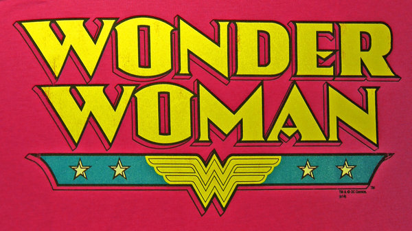 DC Comics WONDER WOMAN Girl T-Shirt LOGO